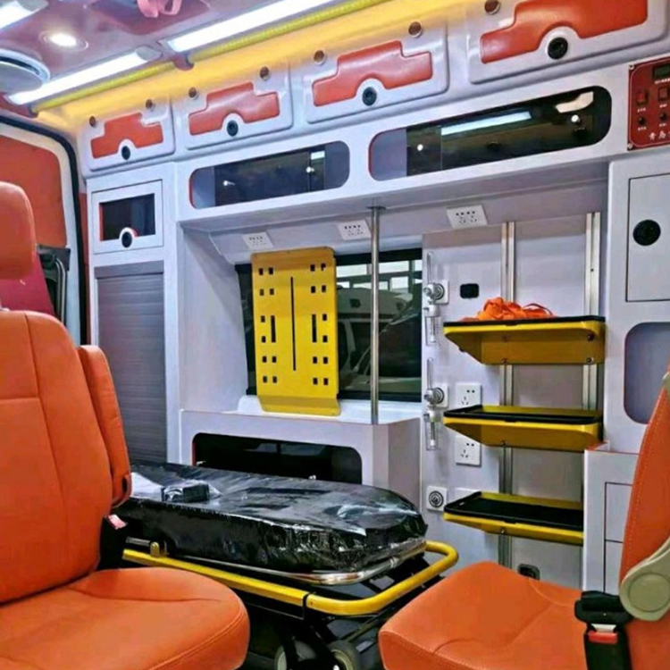 西乌珠穆沁长途救护车护送病人租赁价格